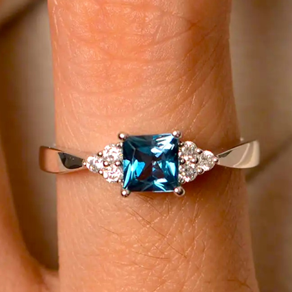 Silver Blue Zircon Ring